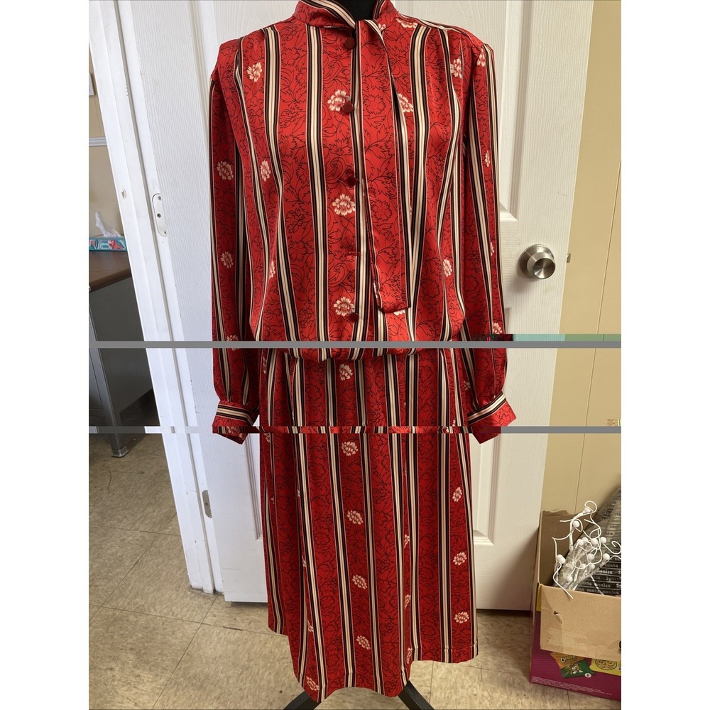 vintage women's 70s Stripes Floral Red Dress Belt Neck Scarf Tie  No Tags